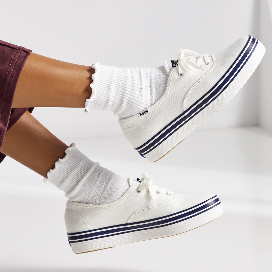KEDS THE PLATFORM CANVAS STRIPE FOXING WF67373 Lazada .th