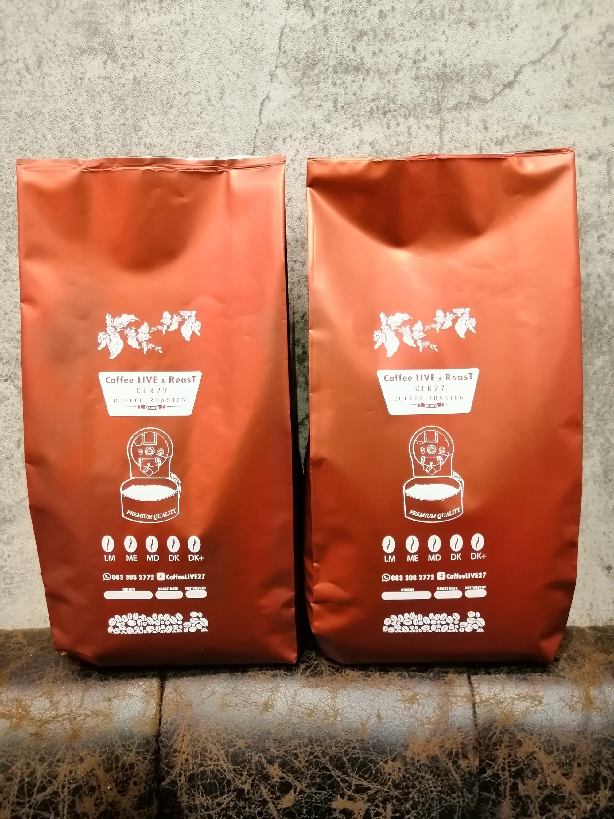 เมล็ดกาแฟคั่ว อาราบิก้า 100% (Thailand Arabica 100% Coffee Beans) คั่วกลางค่อนเข้ม (Medium Dark Roast) บรรจุ 500 กรัม แพค 2ถุง 1 กิโลกรัม