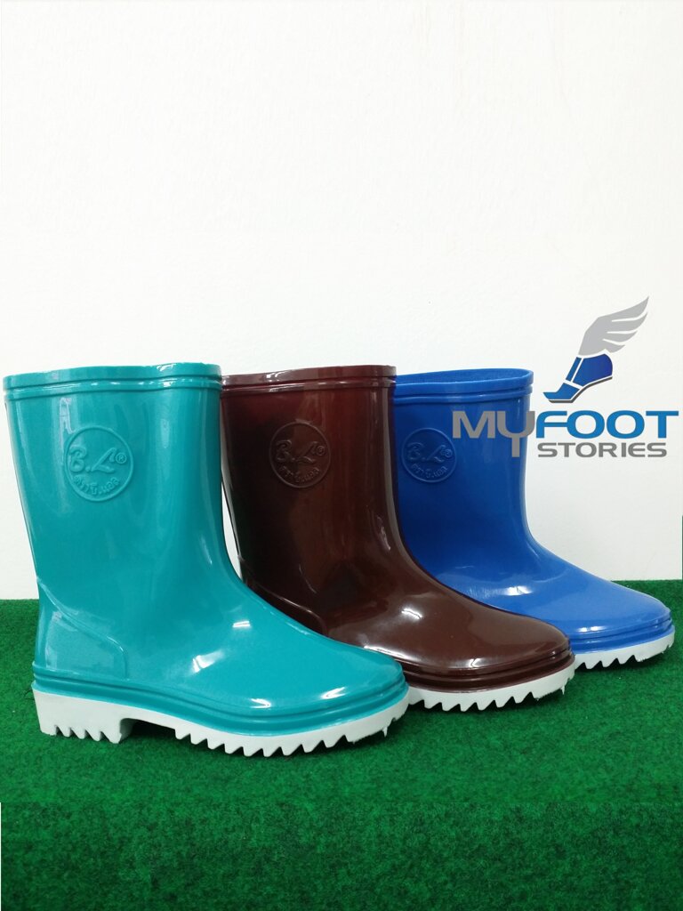 รองเท้าบูทกันน้ำ รุ่น 8500 พื้นขาว รองเท้าบูทยาง รองเท้าบูท PVC บูทสั้น 2 สี ความสูง 9-10 นิ้ว