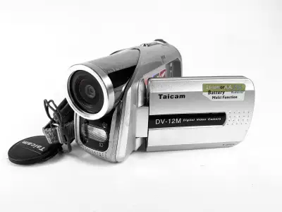 กล้อง TAICAM Digital Video Camera รุ่น DV-12M สุดยอด Digital Video Camera ที่ไม่ธรรมดา ที่สุดแห่งความสามารถ..