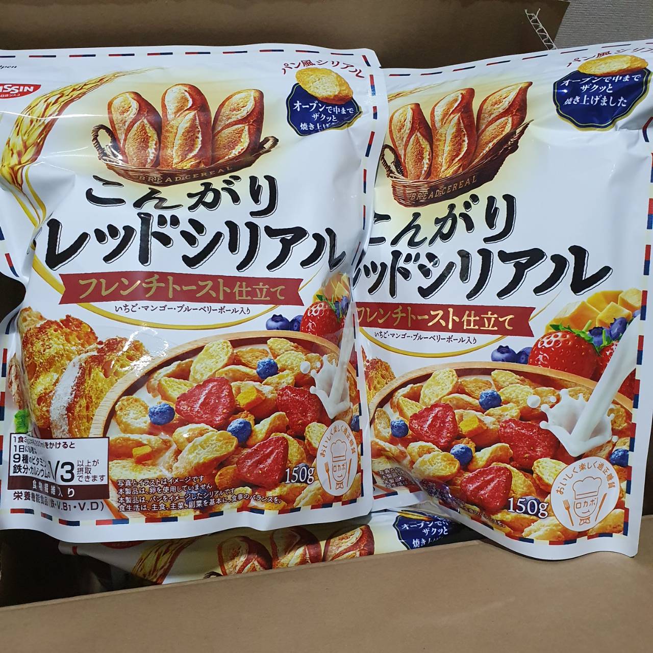 พร้อมส่ง ขนมญี่ปุ่น NISSIN bread cereal granola กราโนล่าขนมปังกรอบ รวมกับสตรอเบอร์รี บลูเบอร์รี่ มะม่วง EXP2021/12