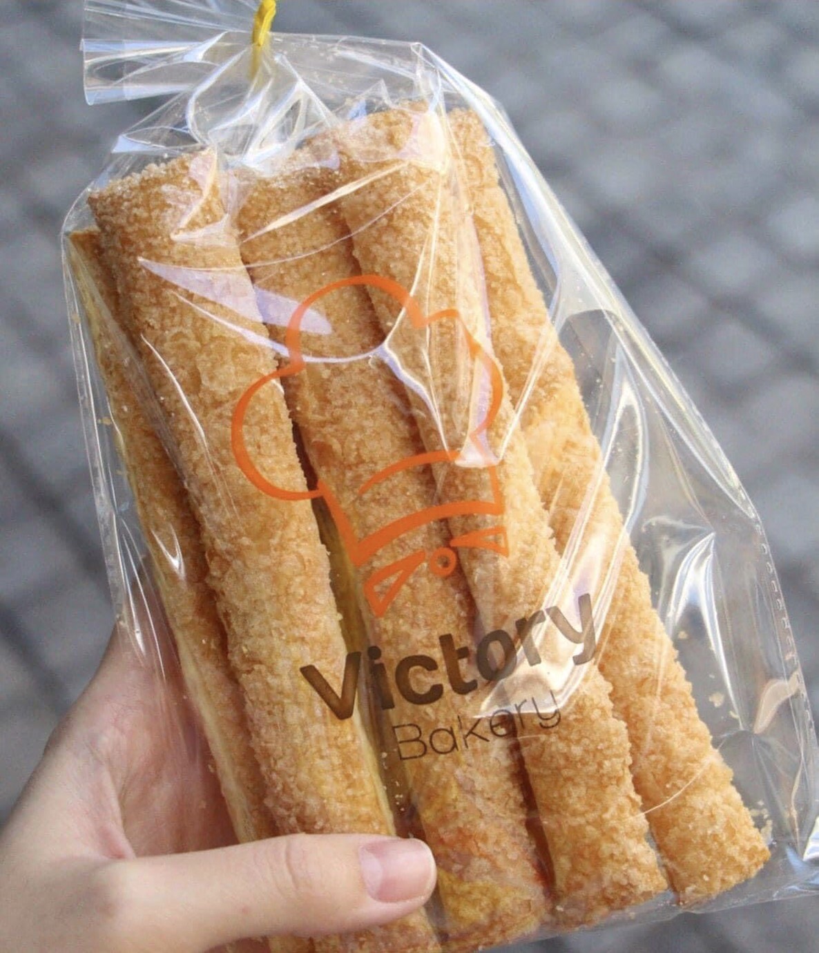 ขนมพายกรอบเนยน้ำตาลร้าน VICTORY BEKERY: Crispy Sugar Pie