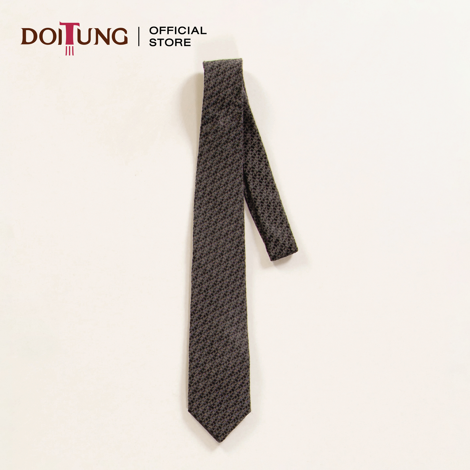 DoiTung Necktie - Gift set 2020 -Tiny Triangle (7.6x150 cm.) ชุดของขวัญ เนคไท ดอยตุง