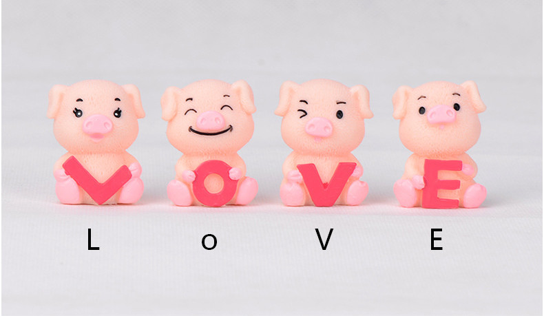 4 ตัว x ตุ๊กตา หมู เลิฟ Decor Resin LOVE Pig Figurines Micro Landscape  Animal Model Miniature Piggy - FlowerTech - ThaiPick