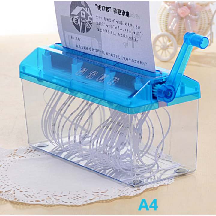 เครื่องทำลายเอกสาร เครื่องย่อยกระดาษ แบบมือหมุน พกพาได้ ขนาดA4 (สีฟ้า)