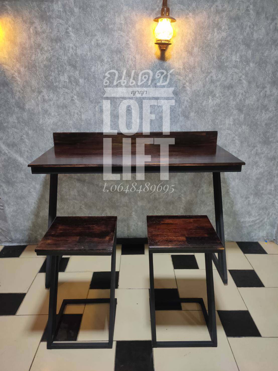 โต๊ะบาร์ โต๊ะกาแฟ พร้อมเก้าอี้2ตัว สุดหรู loft style ทรงสูง ยาว 140ซม. กว้าง50ซม. สูง90ซม. เก้าอี้บาร์ สุดหรู Bar table, coffee table with 2 chairs, luxury loft style, height 140 cm. Width 50 cm. Height 90 cm. Luxury bar chair.