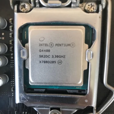 CPU intel 1151 G4400 3.30 GHz