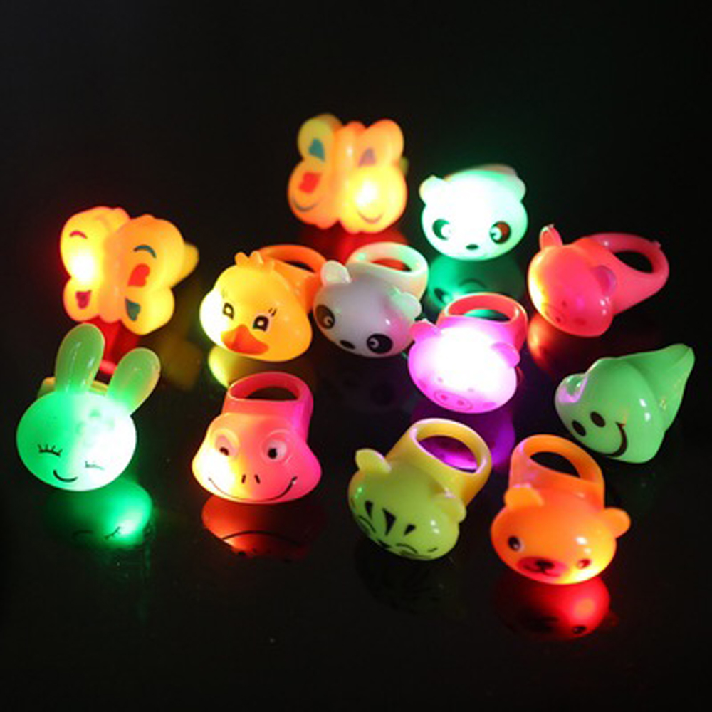 BANZU Party Favors ของขวัญวันเกิดของขวัญของเล่นเรืองแสง Glow In The Dark สำหรับเด็กมีไฟแหวนแหวนเรืองแสงหลอดไฟวงแหวนแหวนนิ้วมือกระพริบได้