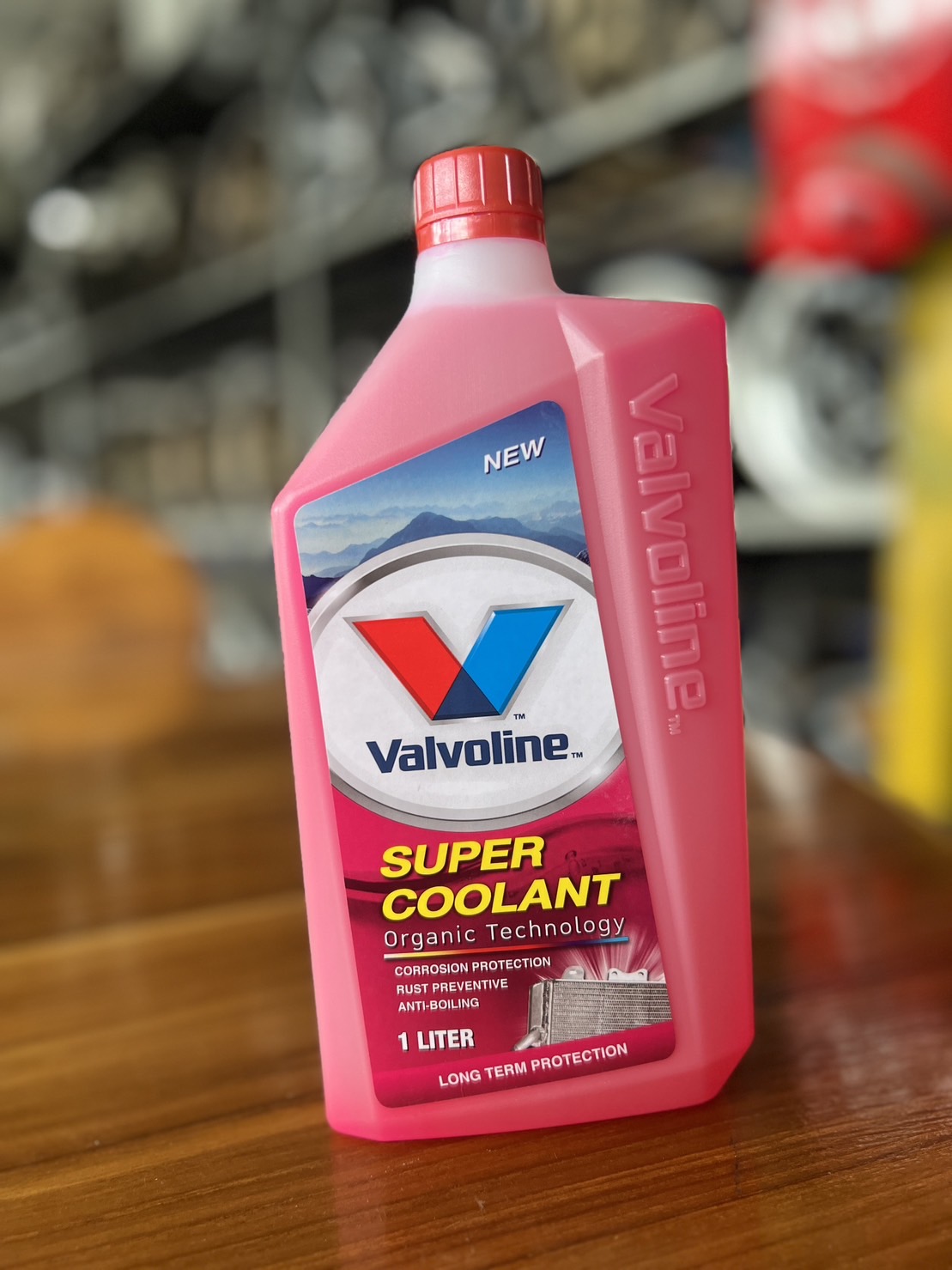 นำยาหลอเยน นำยาหมอนำ Valvoline Super Coolant ขนาด 1 ลตร สชมพ
