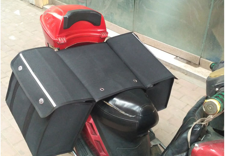กระเป๋าพาดเบาะมอเตอร์ไซค์XL  กระเป๋าพาดมอเตอร์ไซค์ สามารถใช้งานได้ยี่ห้อ กระเป๋ามอไซตื