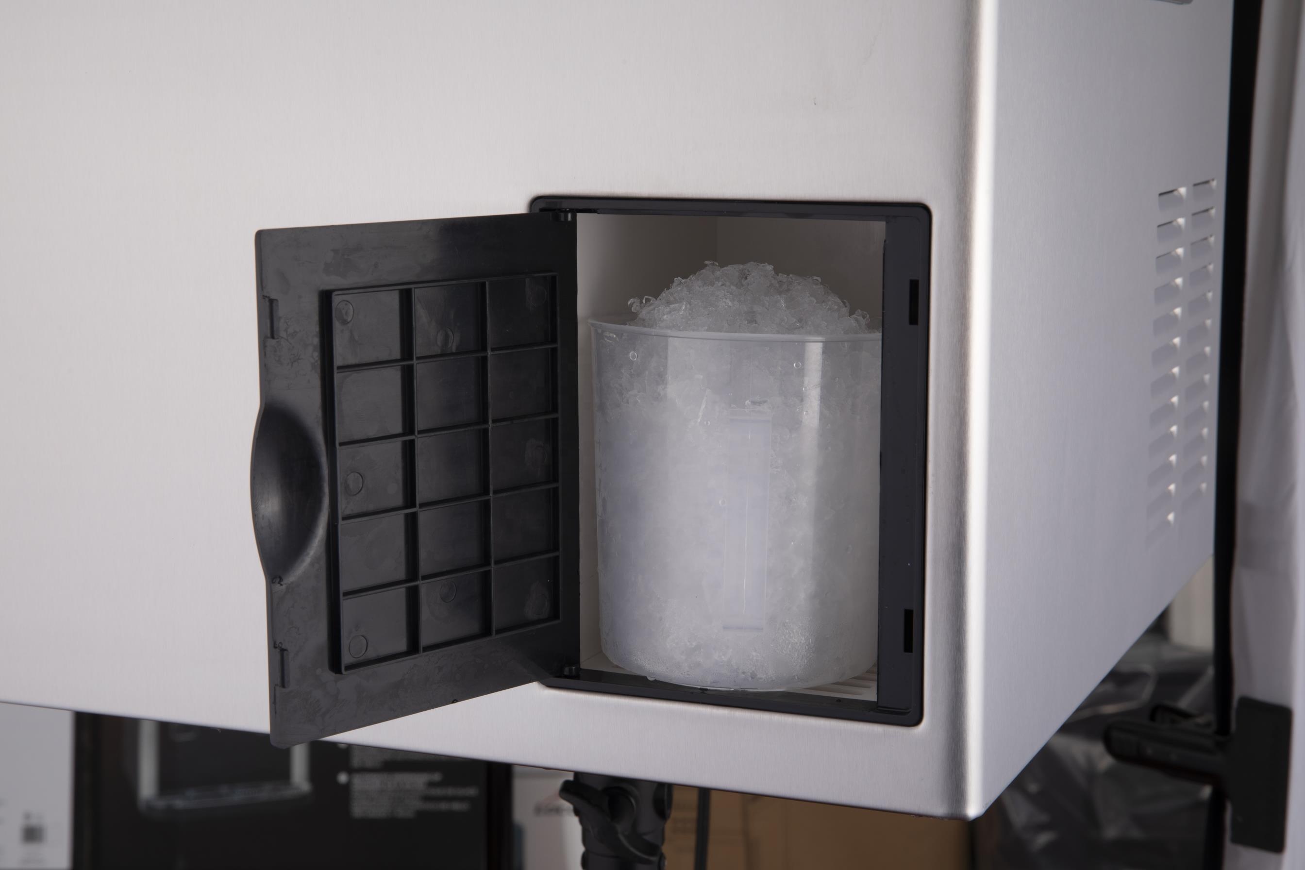 CE Approved 3 in 1 15-20kgs Lifestyle Bullet Shaped Ice Maker with ...