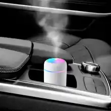 ภาพขนาดย่อของภาพหน้าปกสินค้าเครื่องพ่นไอน้ำ เครื่องพ่นอโรม่า Air Humidifier Aroma Essential Oil Diffuser 300Ml USB Cool Mist น้ำมันหอมระเหยที่มีสีสันโคมไฟสำหรับรถบ้าน Mini Home Office Car จากร้าน GL-STORE บน Lazada ภาพที่ 3