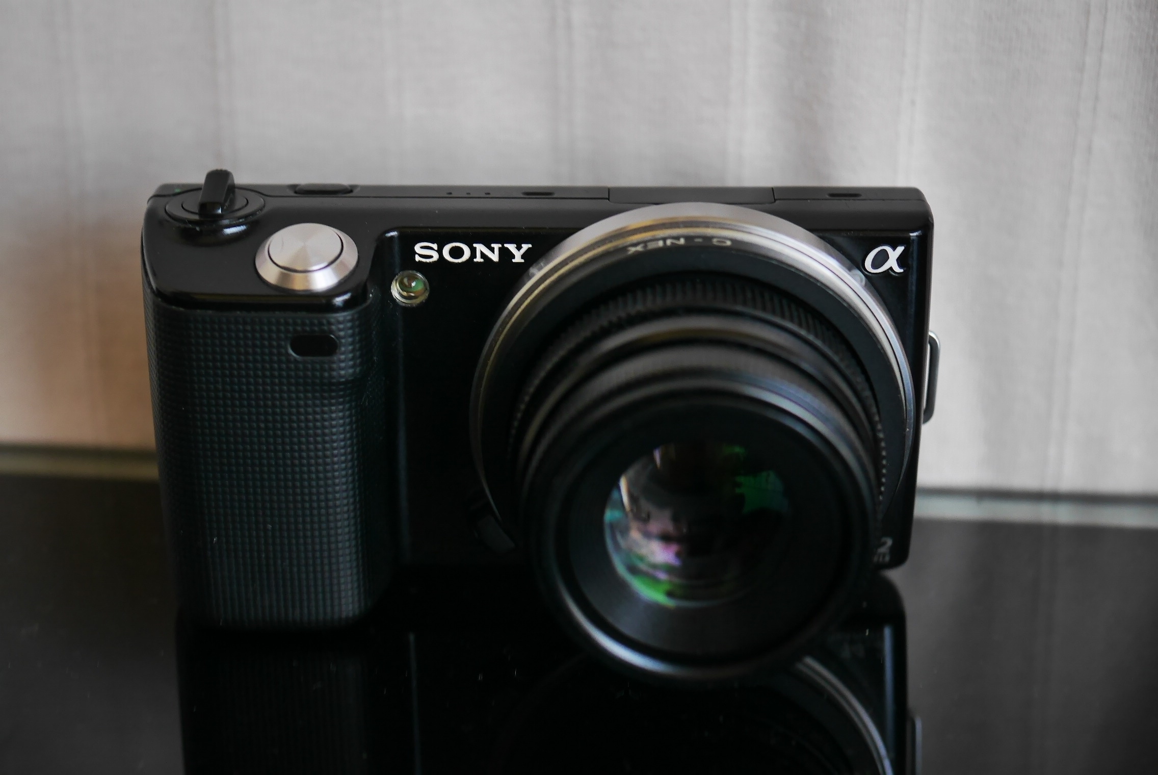 SONY Alpha NEX5 Mirrorless Digital Camera Black Kit with MF 35mm F1.6