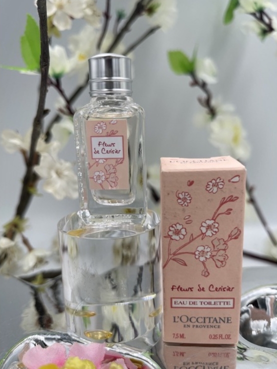 ロクシタン CBS オードトワレ 50ml 限定版 L'OCCITANE FLEURS DE CERISIER 50ML 限定版 ロクシタン CBS