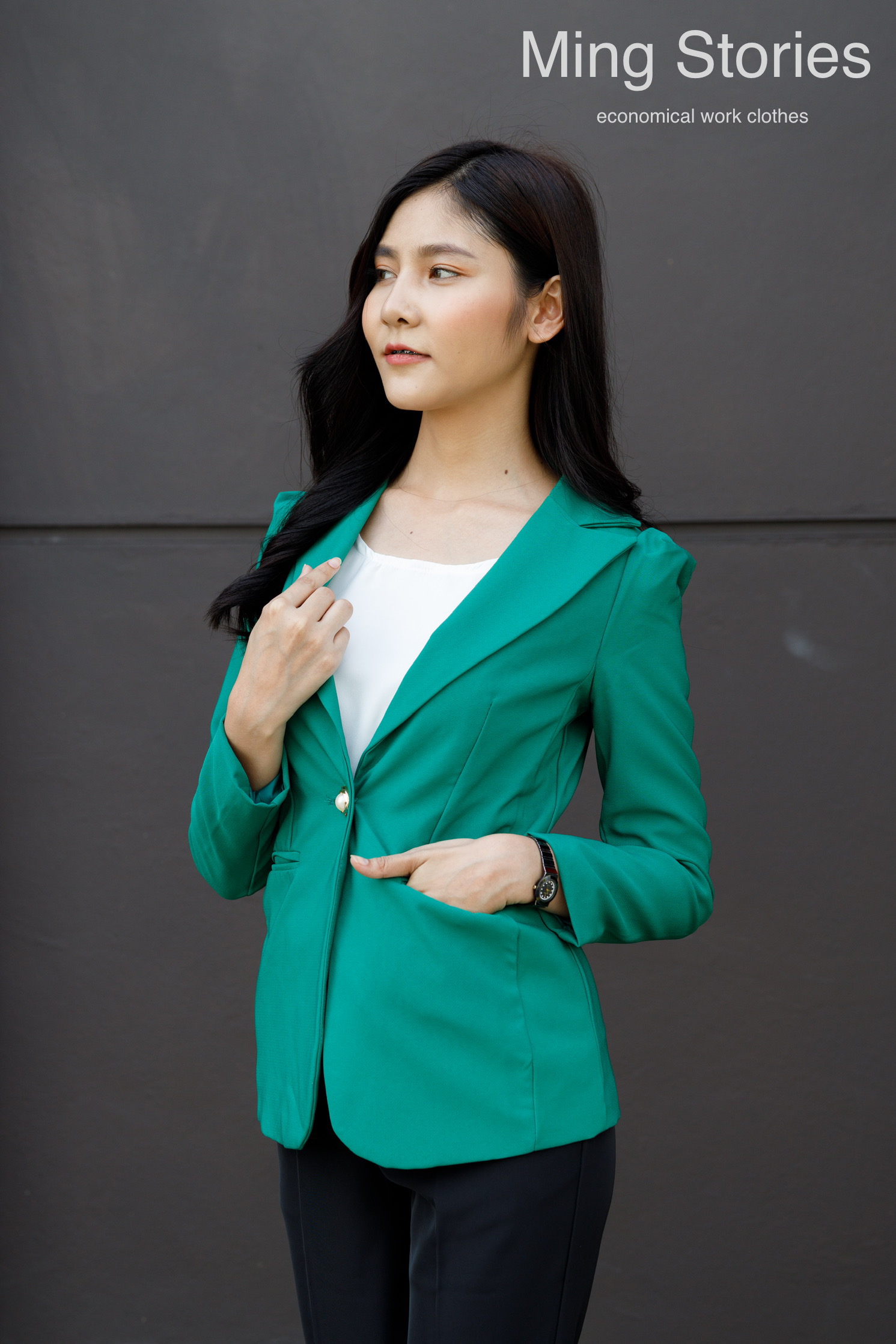 เสื้อสูทเบลเซอร์ & เสื้อสูททำงานผู้หญิง เรียบหรู ราคาถูก มีซับในทั้งตัว สีเขียวกระดุมมุก พร้อมส่ง 1-2 วัน เก็บเงินปลายทาง