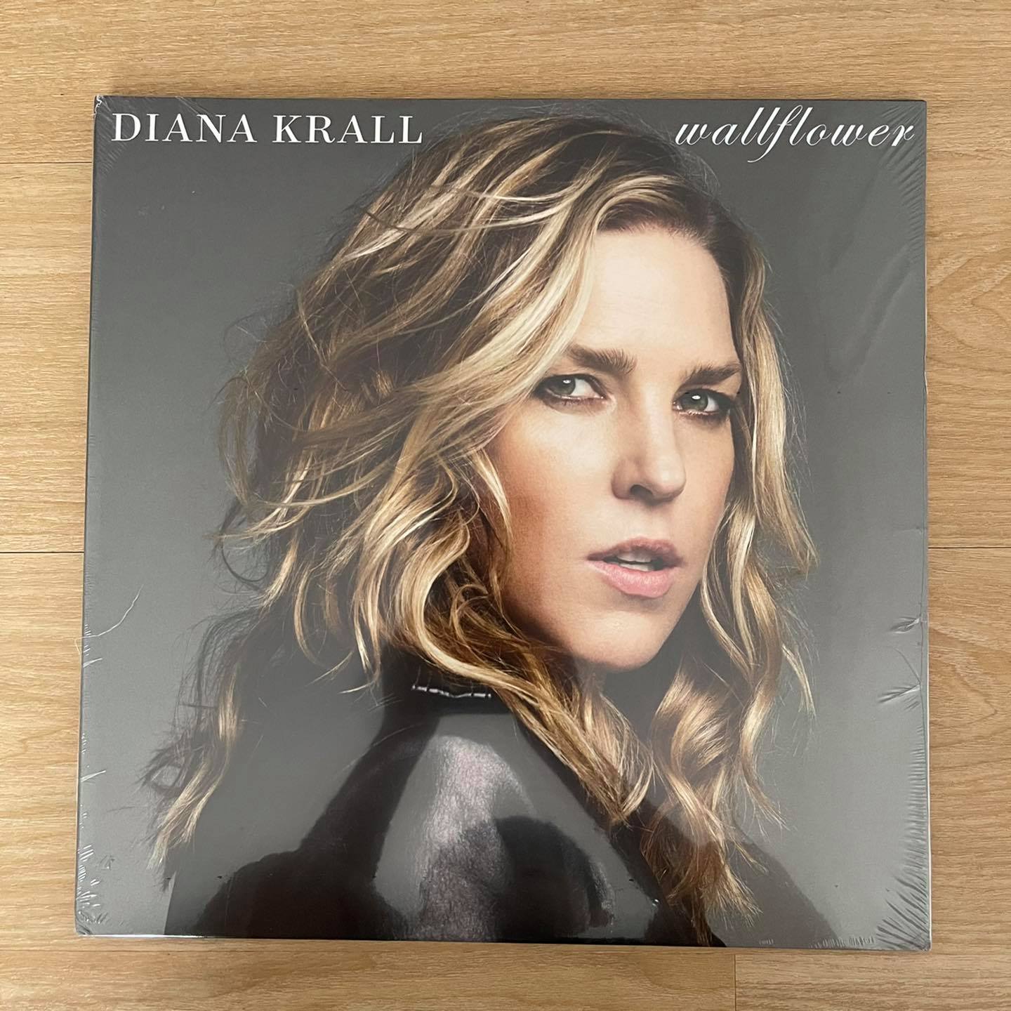 แผ่นเสียง Diana Krall – Wallflower 2lp ,Vinyl, LP, Album,made in EU แผ่นเสียงใหม่ ซีล
