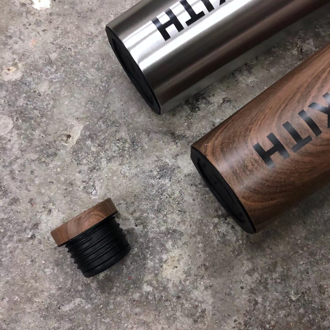 กระติกเก็บความร้อนความเย็น kith x corkcicle Yors ThaiPick