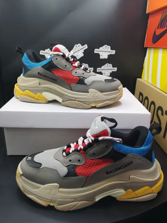 UPDATE Balenciaga Confirms This Triple S is Fake Not the