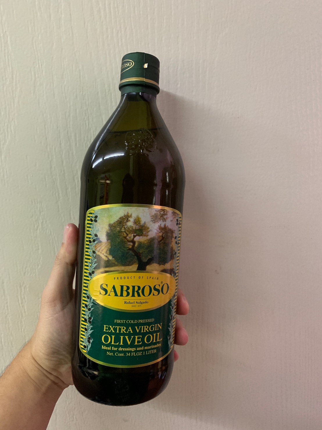 Sabroso Extra Virgin Olive Oil 1000ml น้ำมันมะกอก สำหรับทานสดๆ แบบผสมเป็นน้ำสลัด หรือทำเป็นซอสพาสต้า