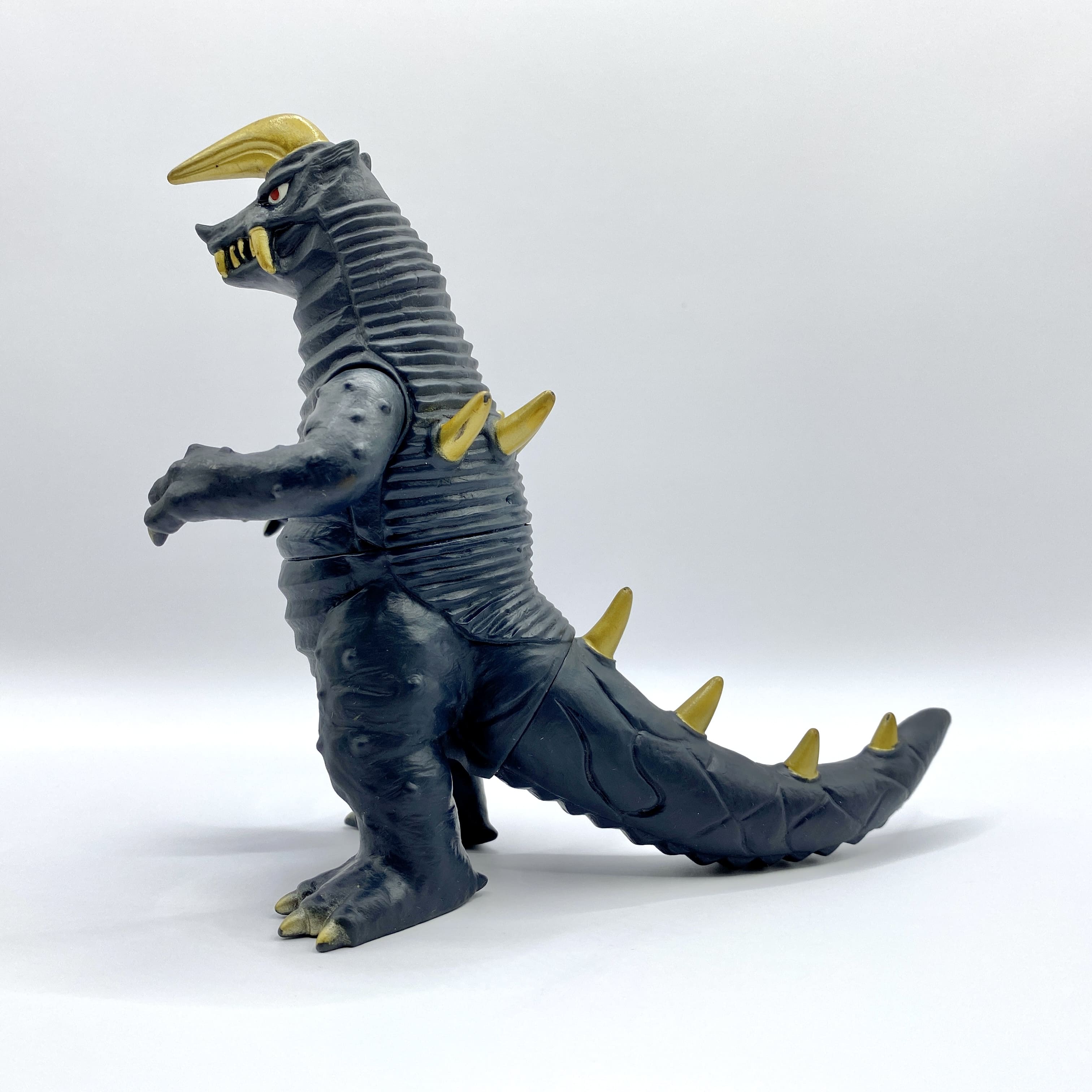 Black King สัตว์ประหลาดอุลตร้าแมน 5