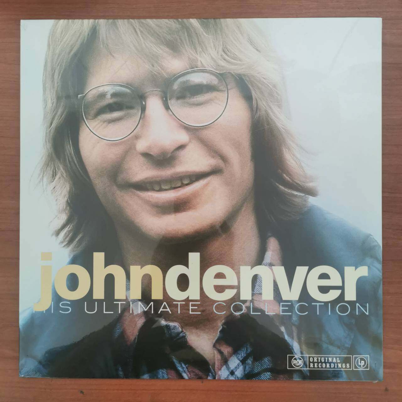 แผ่นเสียง​  John​ ​denver His​ ultimate​ collection แผ่นเสียงใหม่ ซีล