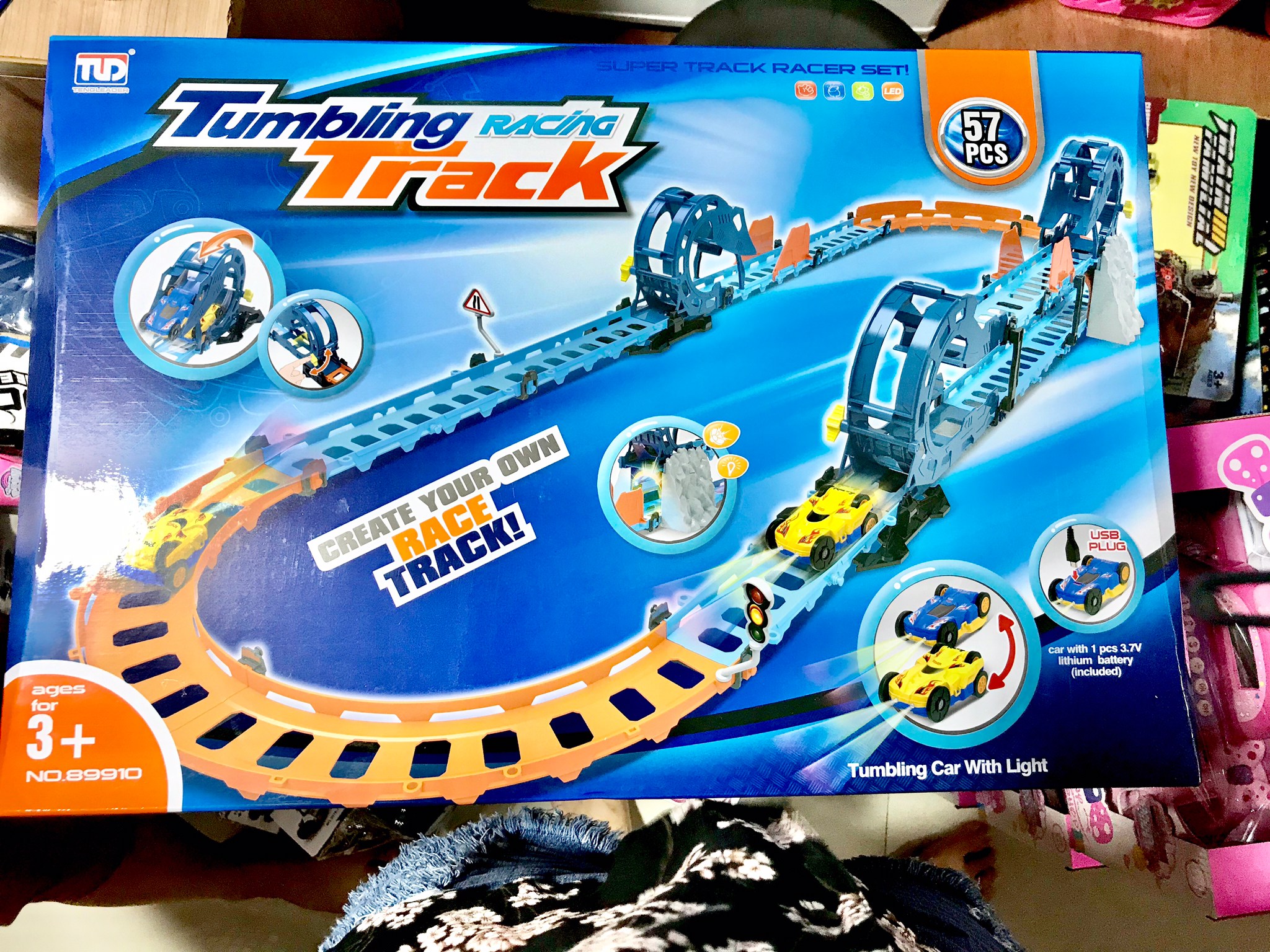 ✨รถชาจแบต รางรถไฟ Tumbling Track 57 ชิ้น ตีลังกาได้ งานห้าง รถไฟของเล่น ชุดรถไฟ