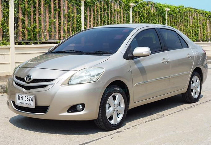 Legenda Jalanan: Mengupas Toyota Avanza 2002 dan Warisannya