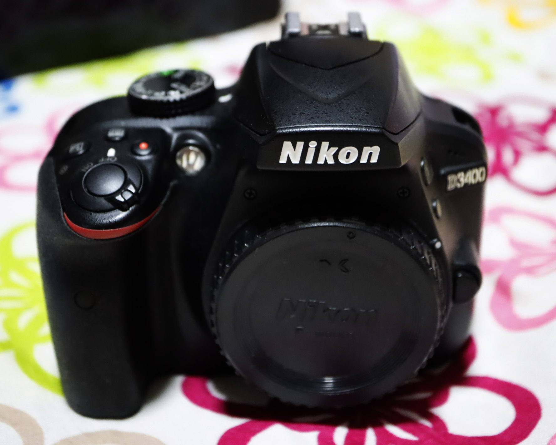 Nikon D3400 24.2MP DSLR camera Black Body ตัวกล้อง 24.2MP sensor with ...