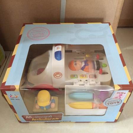 Huile ToysรถพยาบาลAmbulance Car - White