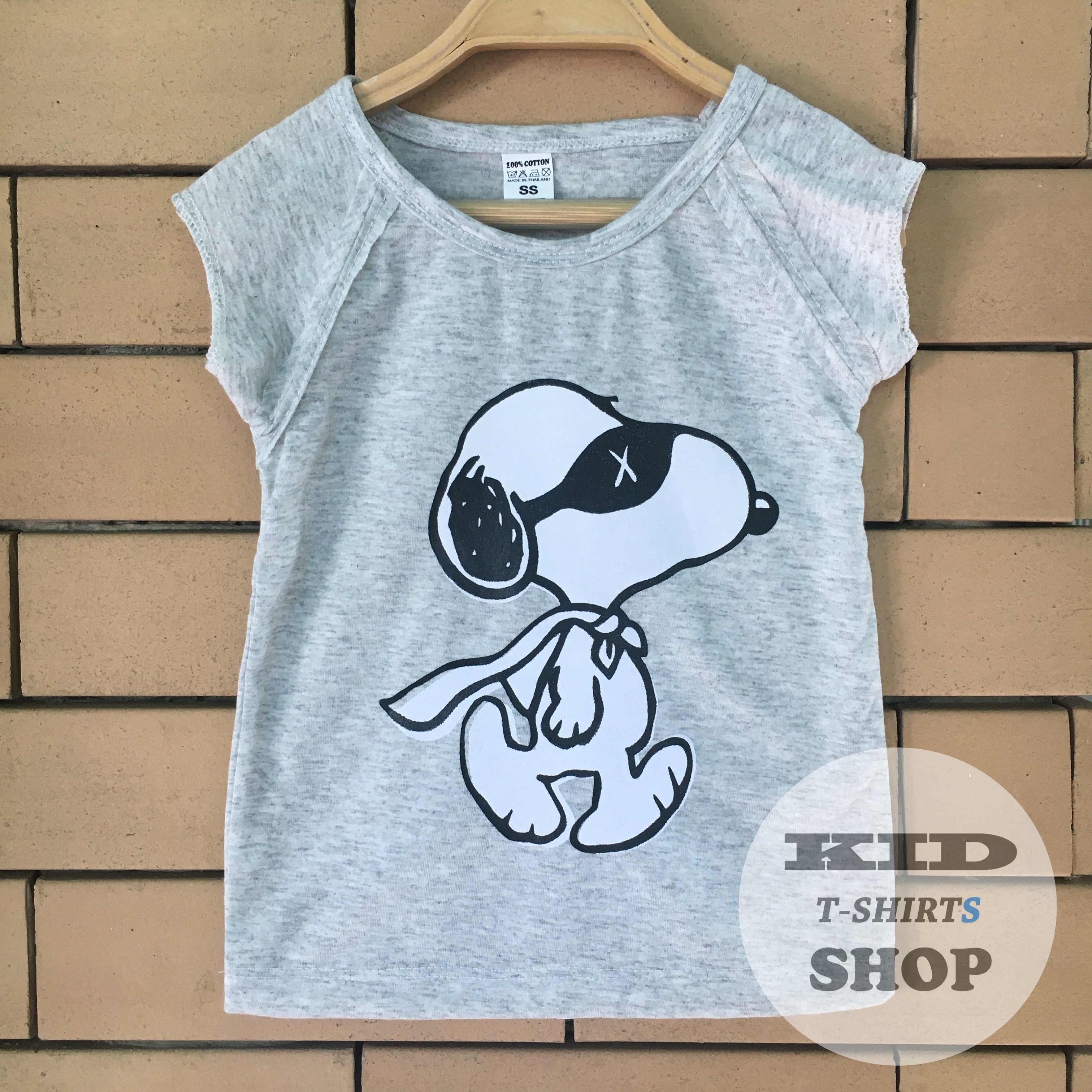 BabyOutlet เสื้อยืดเด็ก Snoopy สนูปปี้ Peanuts Charlie BROWN สีเทา แขนกุด ล่ำ มี 4 ไซส์ (SS , S , M , L) เสื้อเด็ก มี Size แรกเกิด - 6 ปี ชุดเด็ก ผลิตจากผ้าฝ้าย 100%