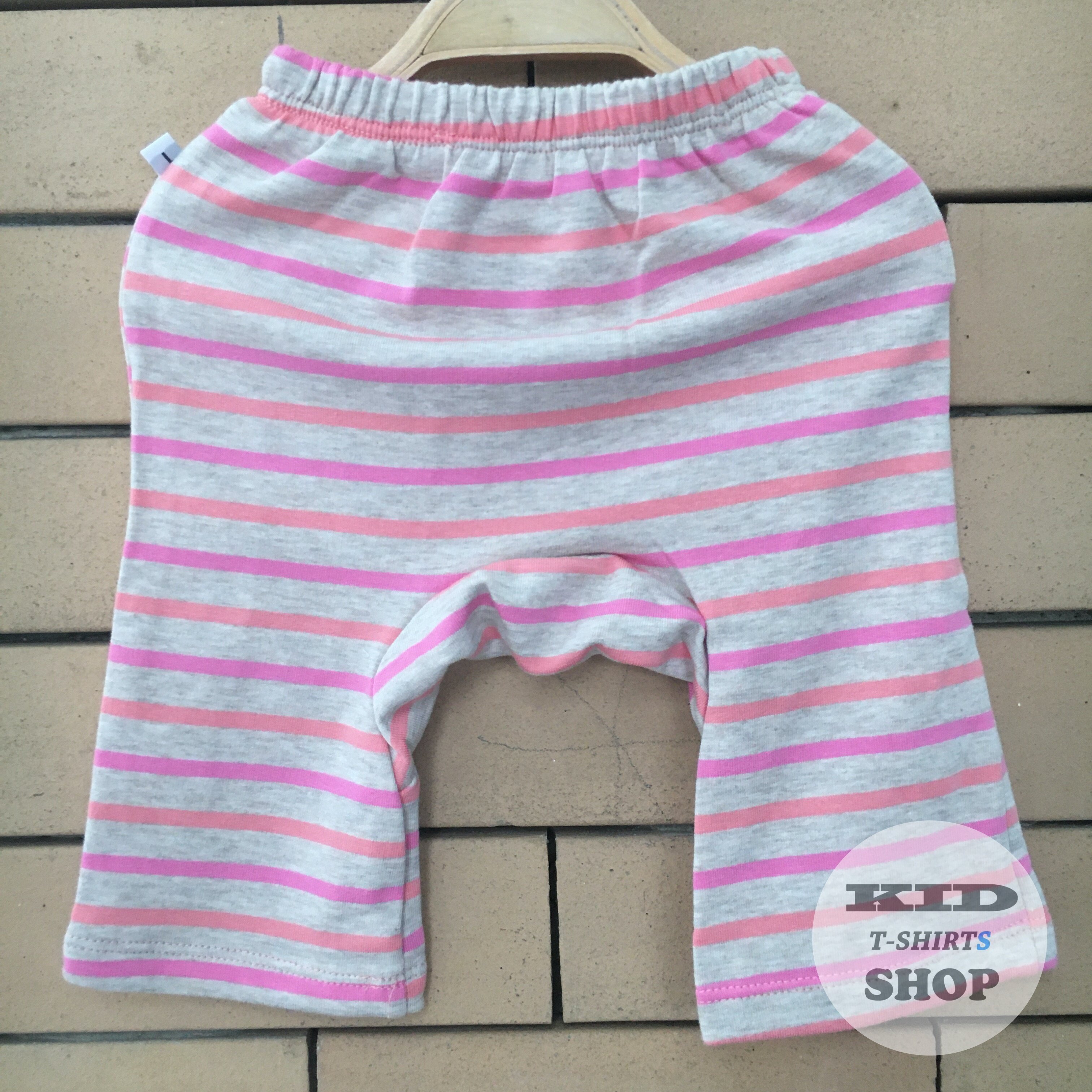 BabyOutlet กางเกงเด็ก ลายทาง สีเทา มี 4 ไซส์ (F , 1 , 2 , 3) [ แรกเกิด - 6 ปี ] กางเกงขา3ส่วน กางเกงขายาว ผลิตจากผ้าฝ้าย Cotton 100% เนื้อผ้าดี