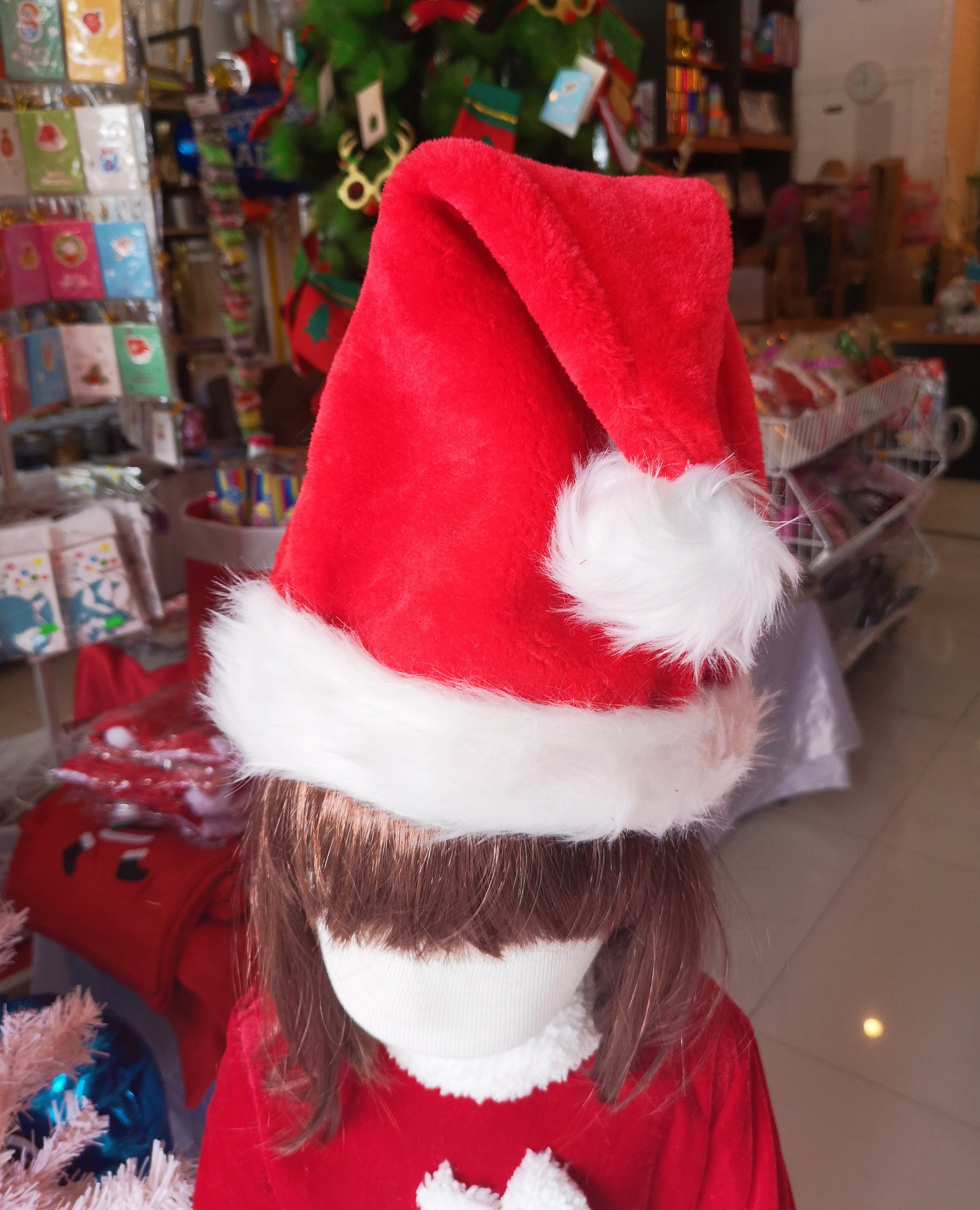 หมวกซานต้า หมวกแซนตี้ หมวกคริสมาส หมวกซานตาครอส หมวก ซานต้า ซาตตาครอส ซานต้า คริสมาส แบบตกแต่งด้วยขน  CHRISTMAS SANTA SANTY HAT
