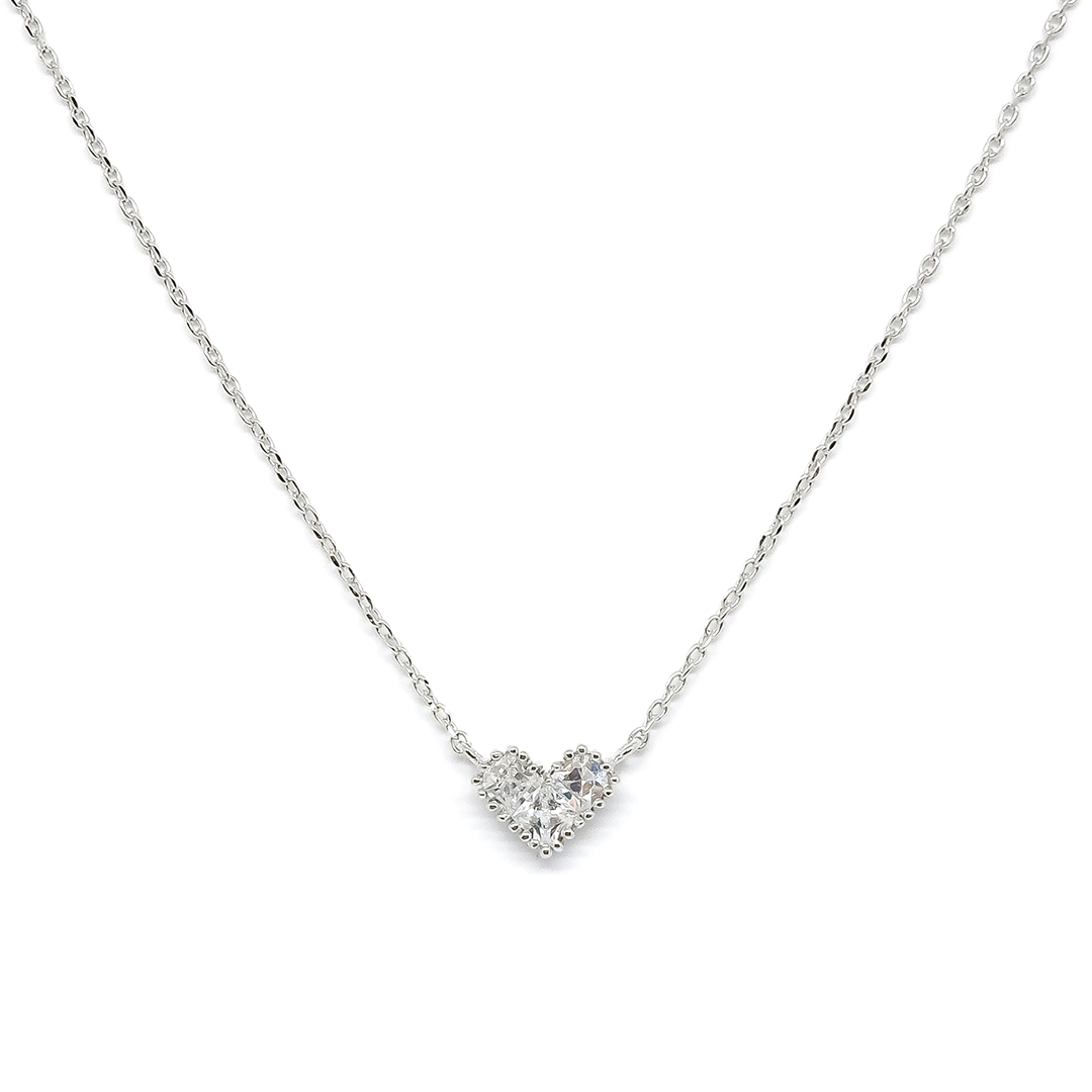 Fyne Fories Spreading Love Necklace - Silver ♡ สร้อยคอหัวใจ สีเงิน ประดับด้วย zirconia เม็ดใหญ่ ♡ fynefories