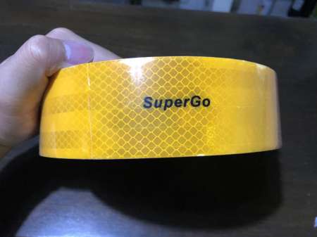 SuperGo สติกเกอร์ เทปสะท้อนแสง ติดรถบรรทุก ยาว 45.7 เมตร (ส่งด่วนถึงวันถัดไป) แถบสะท้อนแสง ตรวจขนส่งผ่านแน่นอน ติดแน่น ทนนาน รับประกัน 1 ปี  มาตรฐานยูโร  มีบริการเก็บเงินปลายทาง