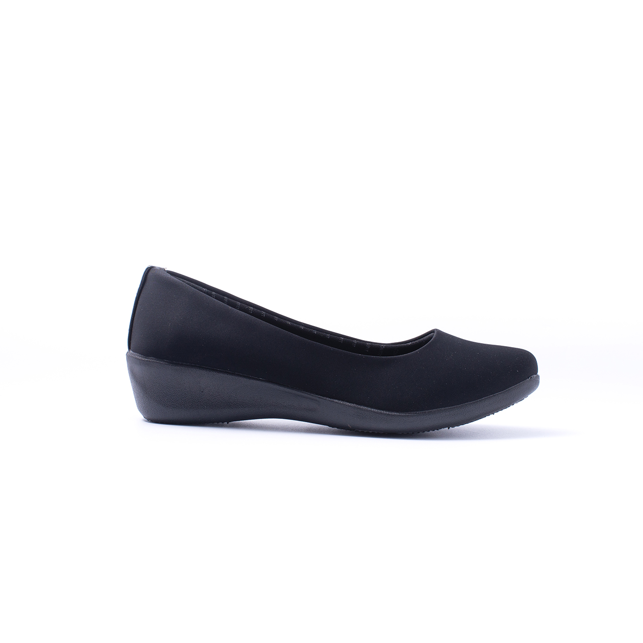 ภาพประกอบของ *Best Seller* Bata Comfit บาจา คอมฟิต รองเท้าเพื่อสุขภาพ รองเท้าคัทชู พื้นนิ่ม น้ำหนักเบา สูง 1 นิ้ว สำหรับผู้หญิง รุ่น Fanny สีดำ 6516571