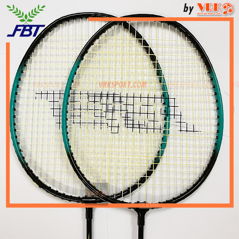 รูปภาพเพิ่มเติมของ FBT ไม้แบดมินตันคู่ พร้อมกระเป๋าใส่ รุ่น DBL 4 - (1แพ็คไม้แบดมินตัน 2 อัน) Badminton Racket