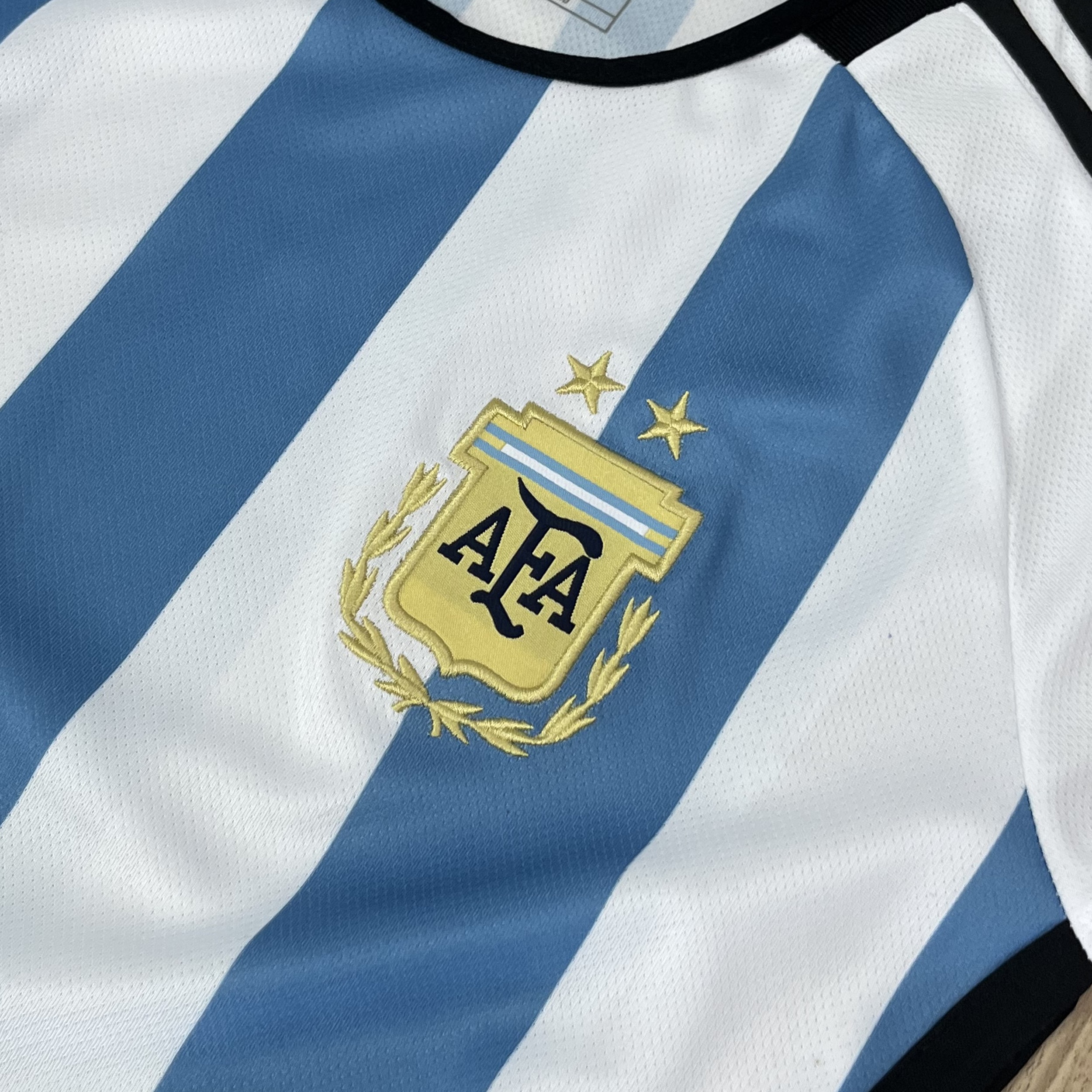 รูปภาพรายละเอียดของ เสื้อบอลผู้หญิง เสื้อบอลทีม Argentine แบบเดียวกับต้นฉบับ รับประกันคุณภาพ เกรดAAA