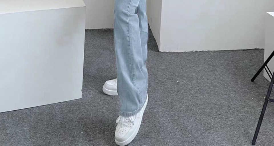 รูปภาพของ กางเกงยีนส์ผู้หญิง เอวสูง ทรงตรง ขากว้าง กระเป๋ากล่องด้านหน้า กางเกงผู้หญฺิงกางเกงยีนส์ ✨ สไตล์เกาหลี ✨ ทรงขากระบอกขาไม่บาน